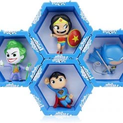 Action Figures WOW Pods DC Universe Superman Swipe Light-Up Connect Figure Superhero Collectible Figure