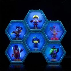 WOW Pods Fall Guys Hotdog Swipe Light-Up Figure Connect For Display