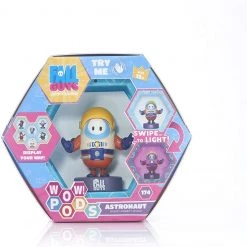 Action Figures WOW Pods Fall Guys Astronaut Swipe Light-Up Figure Connect For Display 15 Action Figures WOW Pods Fall Guys Astronaut Swipe Light-Up Figure Connect For Display