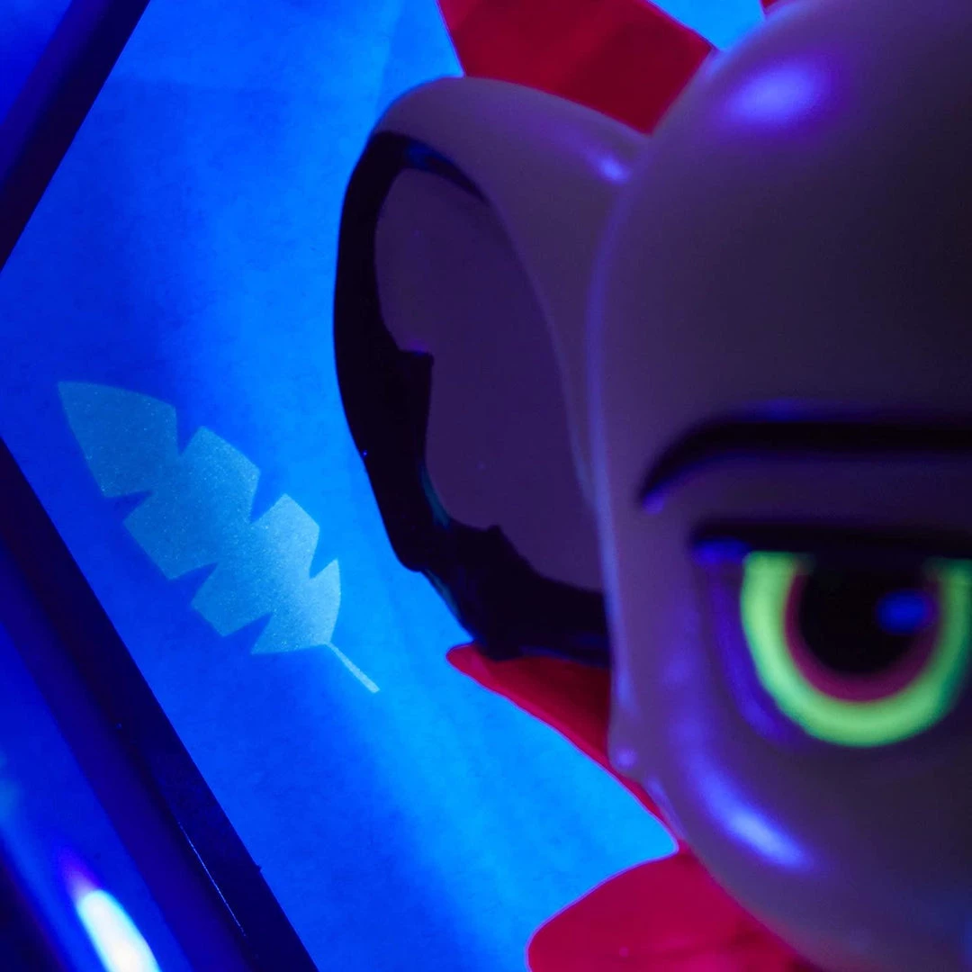 WOW Pods Disney Simba Lion King Swipe To Light Connect Figure Collectible Action Figures 6 WOW Pods Disney Simba Lion King Swipe To Light Connect Figure Collectible Action Figures