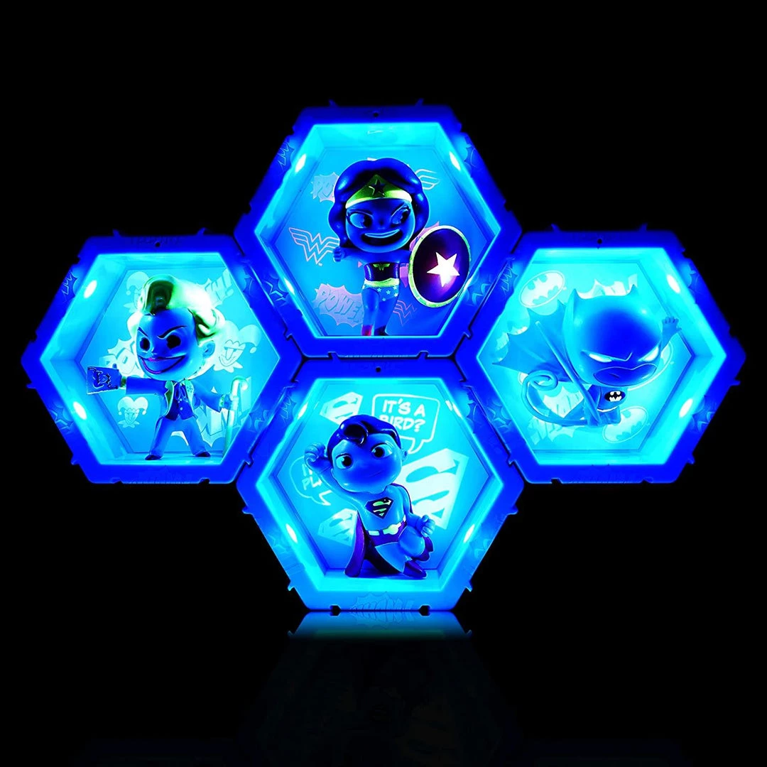 Action Figures WOW Pods Batman Metallic Swipe Light-Up DC Comics Superhero Connect Figure Collectible 9 Action Figures WOW Pods Batman Metallic Swipe Light-Up DC Comics Superhero Connect Figure Collectible